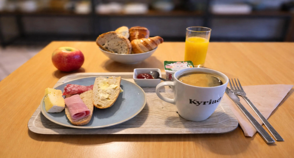 Kyriad Hotel Montpellier Centre Antigone