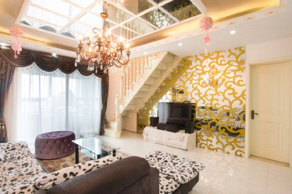 Jhouse Hongqiao Duplex Apartment