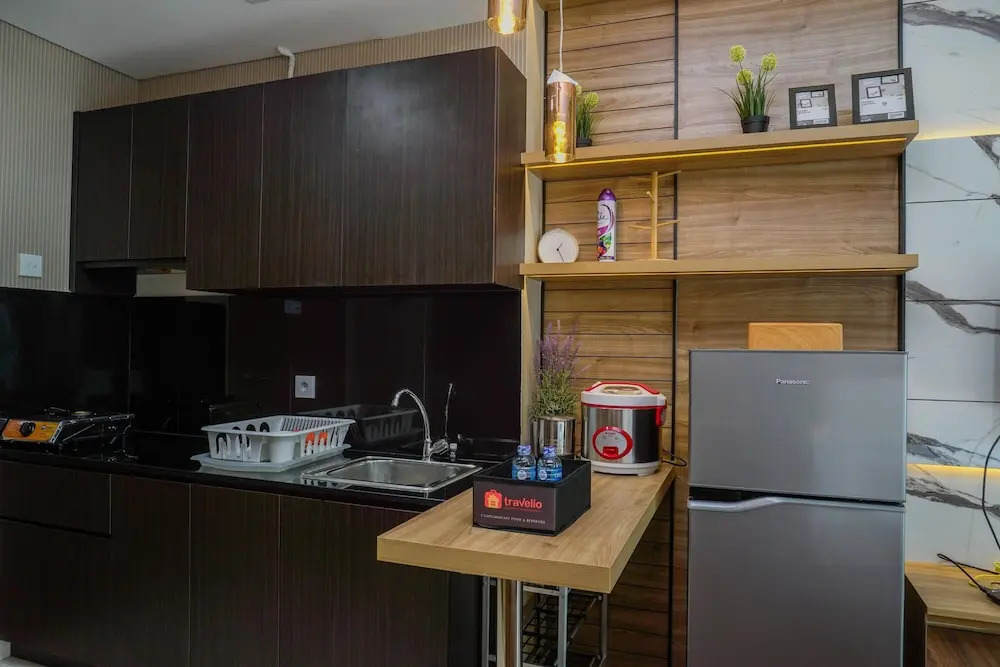 Cozy Studio Apartment at Puri Orchard Near Shopping Mall