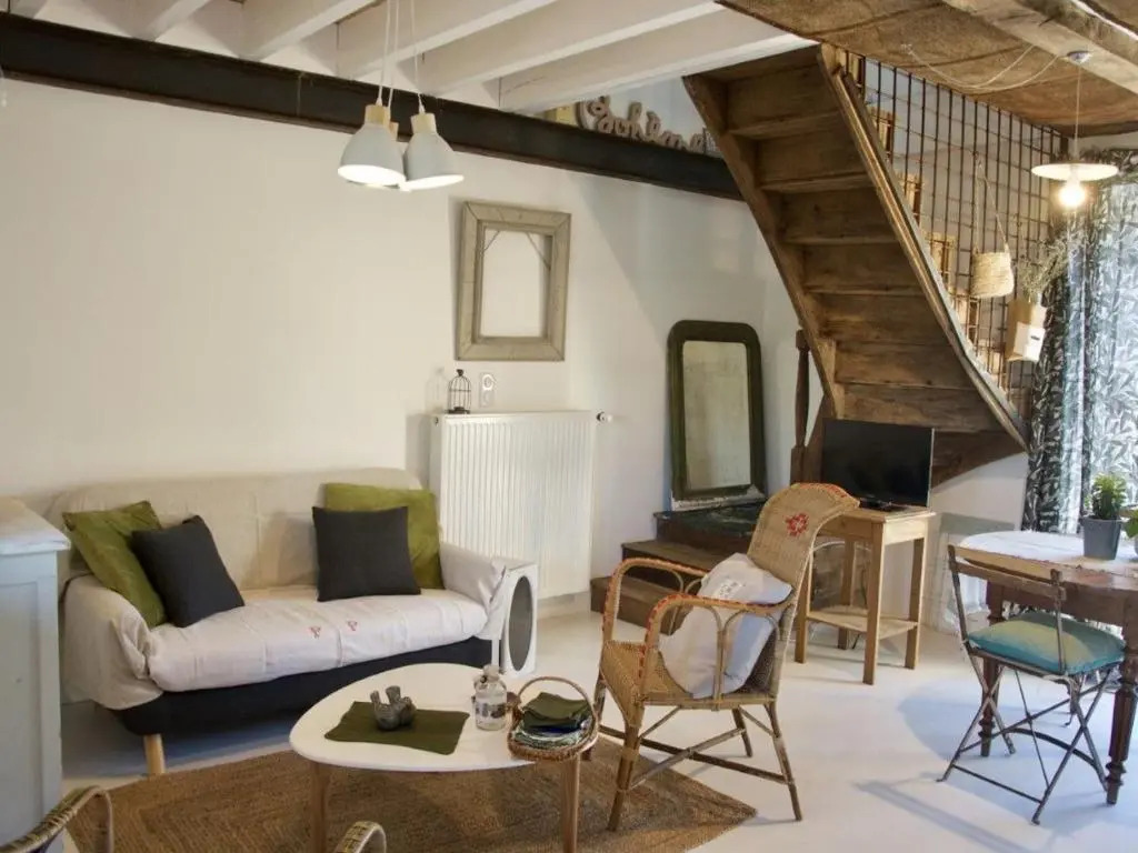 Gîte cosy à la ferme près du Mans - Jardin, Terrasse, Poêle à bois, et Sérénité Rurale - FR-1-410-269
