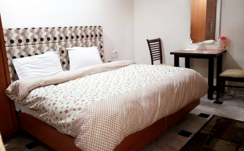 Hotel Ganga Azure