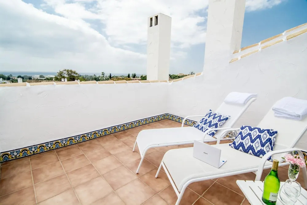 ELD1 Stunning 2 bedroom penthouse Roomservice