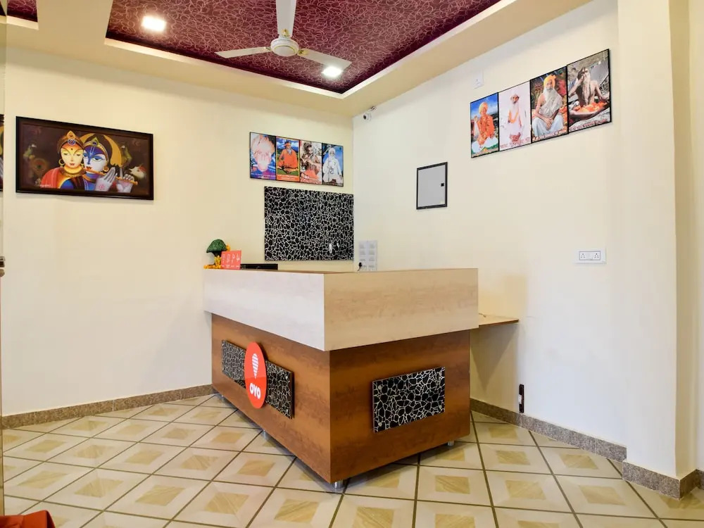 Oyo 19758 Hotel Narayani Palace