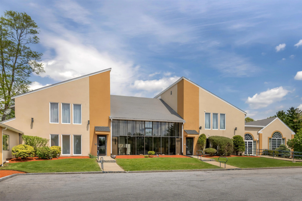 Best Western Plus, The Inn at Hampton