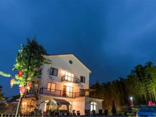 Zhuji Fengqing Hostel