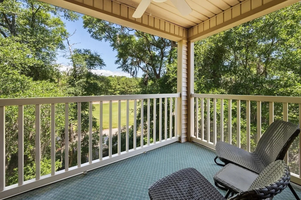 Welcome To True Blue 52 F 2 Bedroom Condo by Peace Vacations