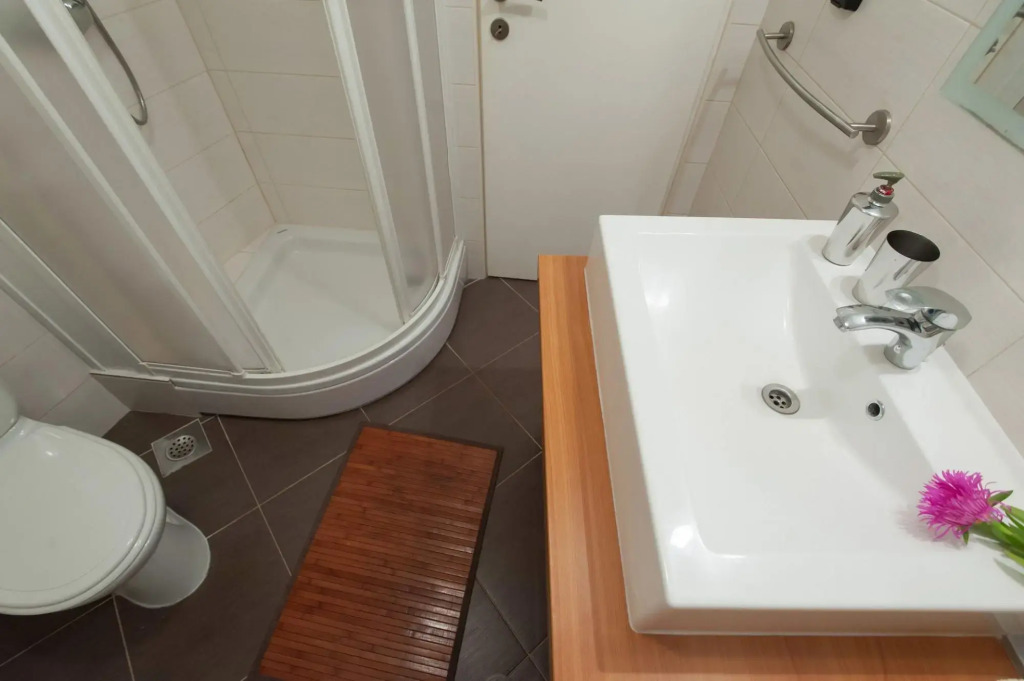 Apartment Ivan - great location: A2 Poljana, Island Ugljan