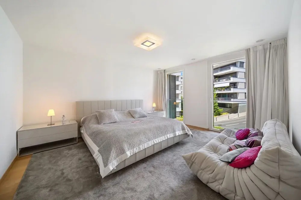 Montreux Panoramic Views 4BD Apartment