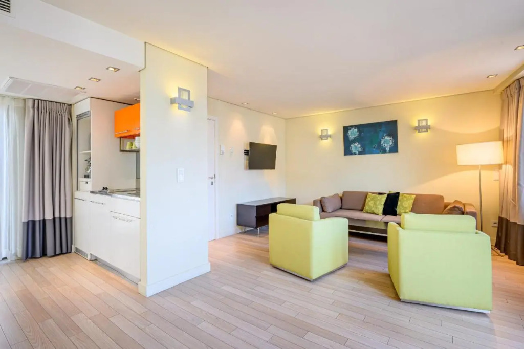 B-aparthotel Grand Place