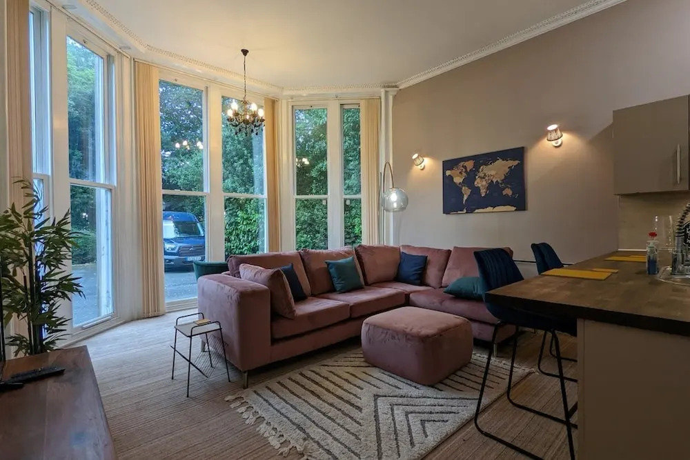 Stunning Period Property, 1BD Flat - Manchester!