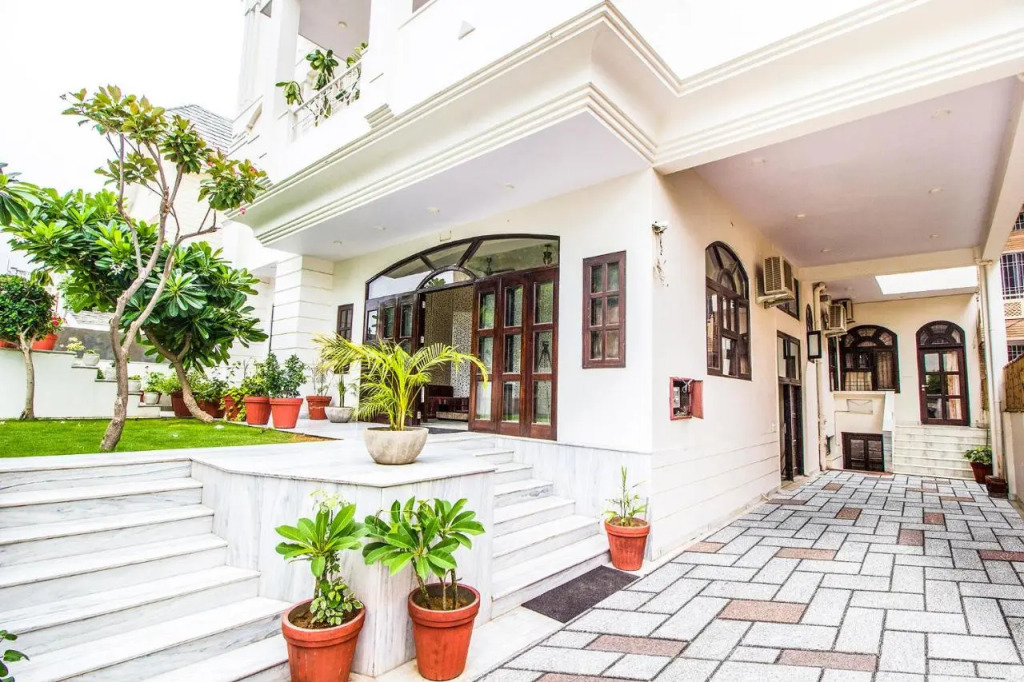 FabHotel Jaipur Villa