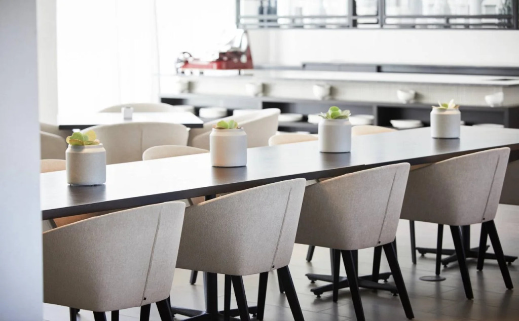 AC Hotel by Marriott Tampa Airport