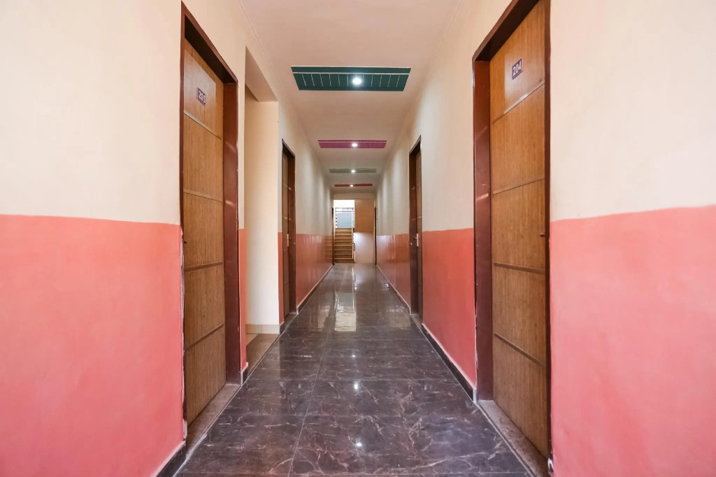 SPOT ON 75845 Maa Sheetla Guest House