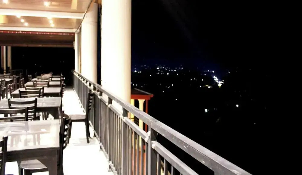 Hotel Sky Gate kandy