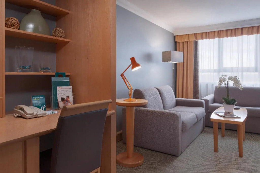 Holiday Inn London Kensington Forum