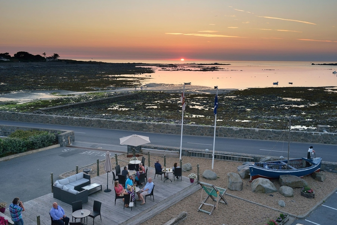 Driftwood Inn