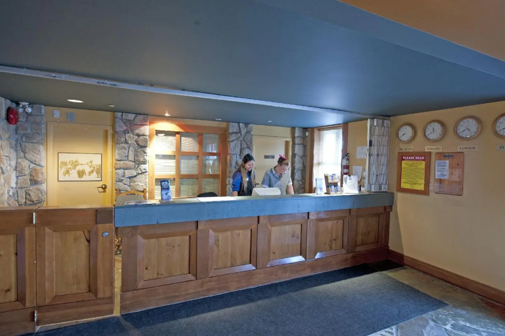 White Crystal Inn