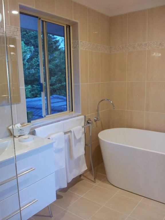 Waterview Gardens B&B