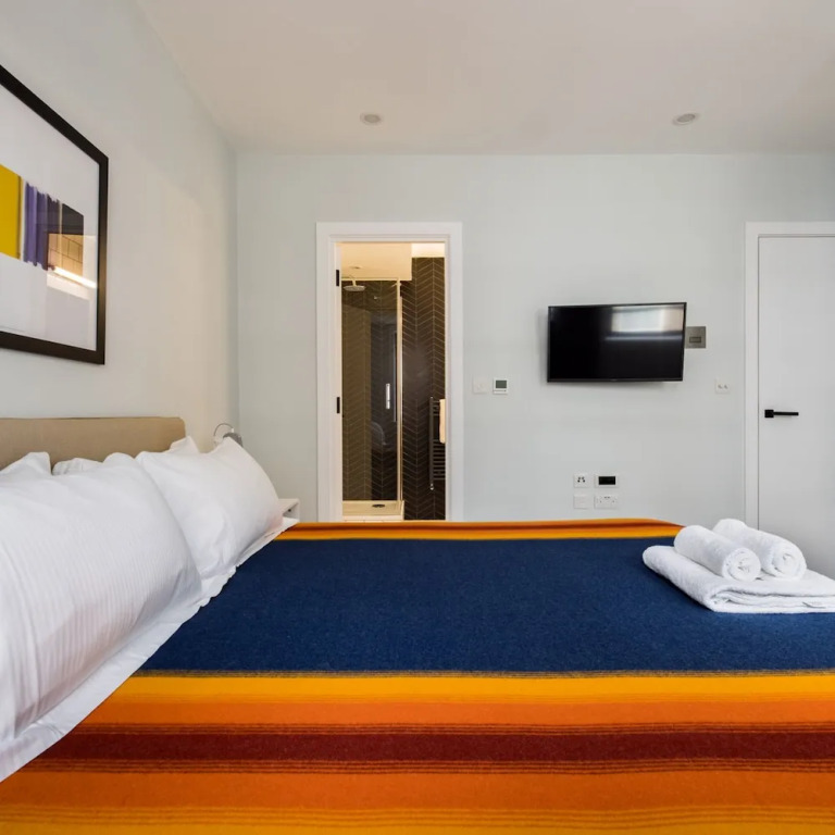 Vibrant Leicester Square 2BR - Netflix Nespresso