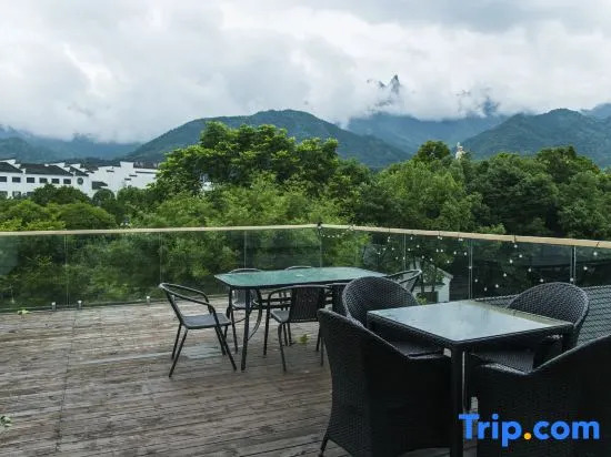Weiduo Bieyuan Hostel