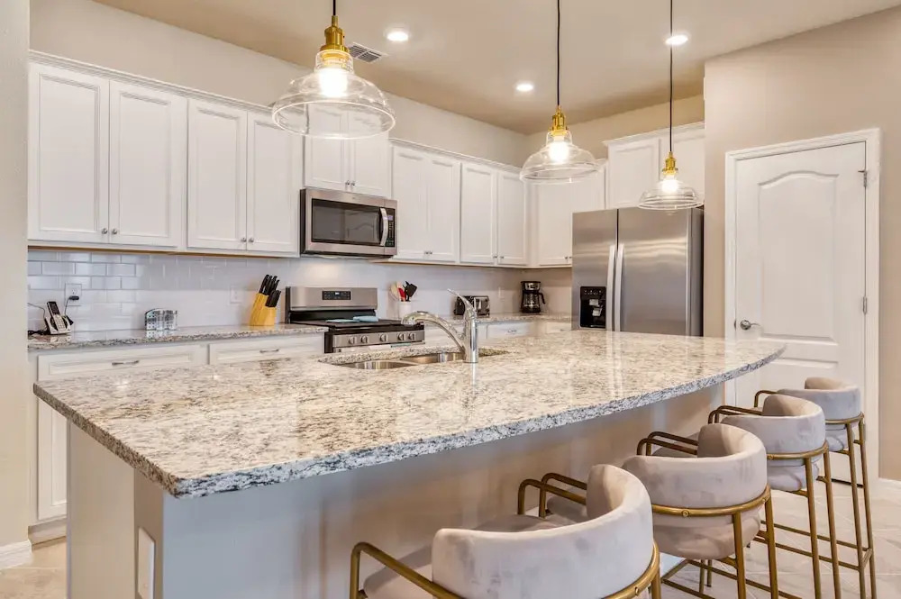 7553 Oak Spring Lane