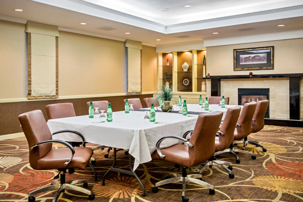 Holiday Inn Roanoke-Tanglewood-Rt 419&I581 by IHG