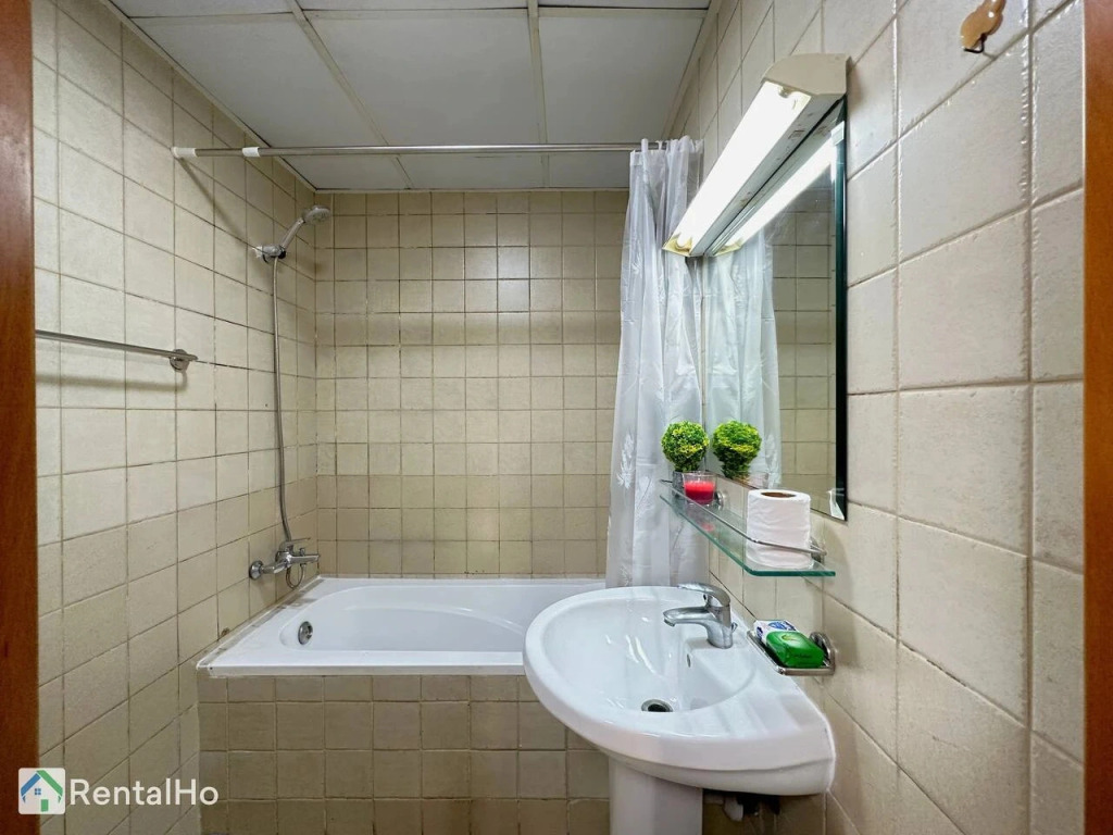 Квартира Quiet Marina Studio | Rooftop Pool | For 2