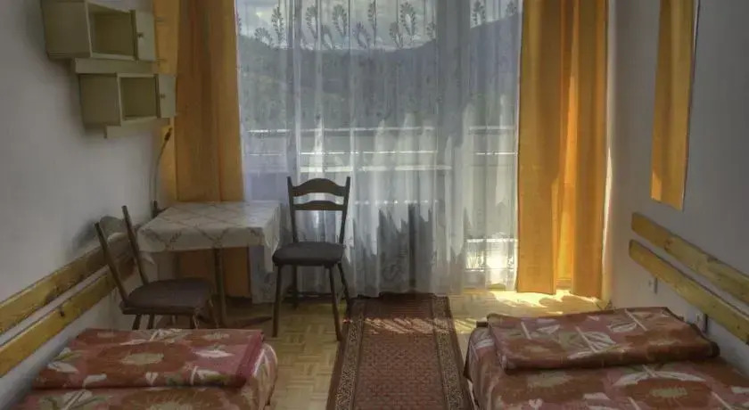 Hostel - Schronisko Młodzieżowe Wiecha