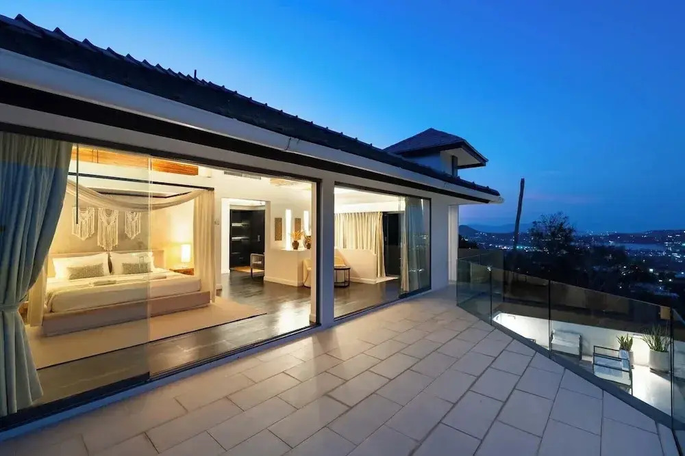 Serene Escape Balcony Villa in Chaweng KBR20