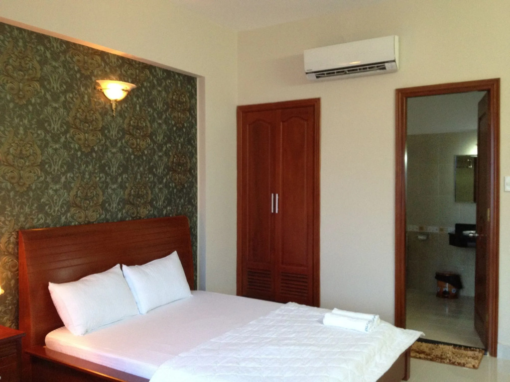 Queen Garden Hotel & Apartment