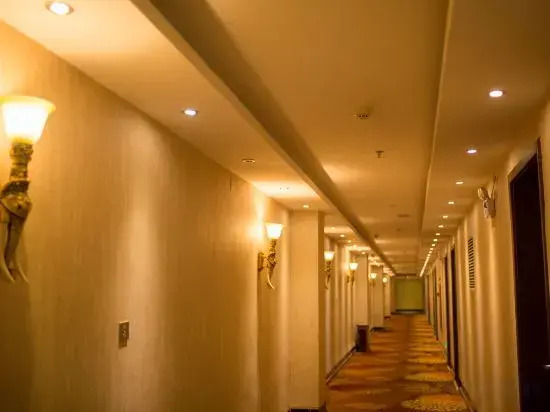 Longhuyuan Hostel