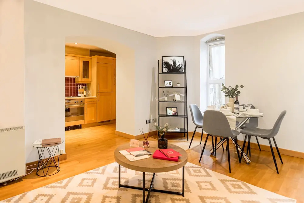 Globe View Apartments