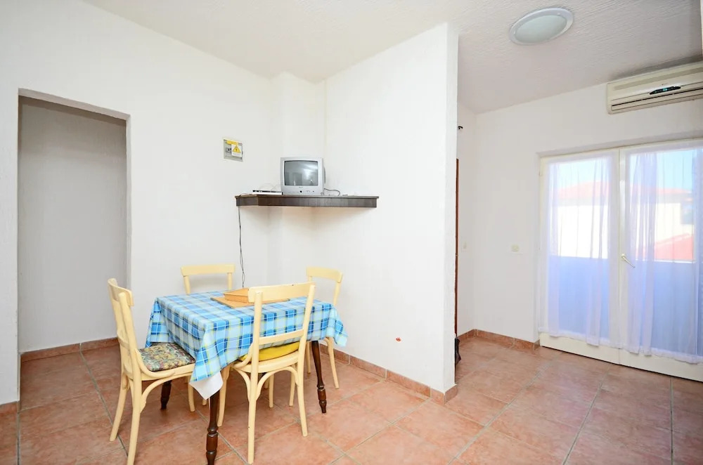 Apartments Marinko