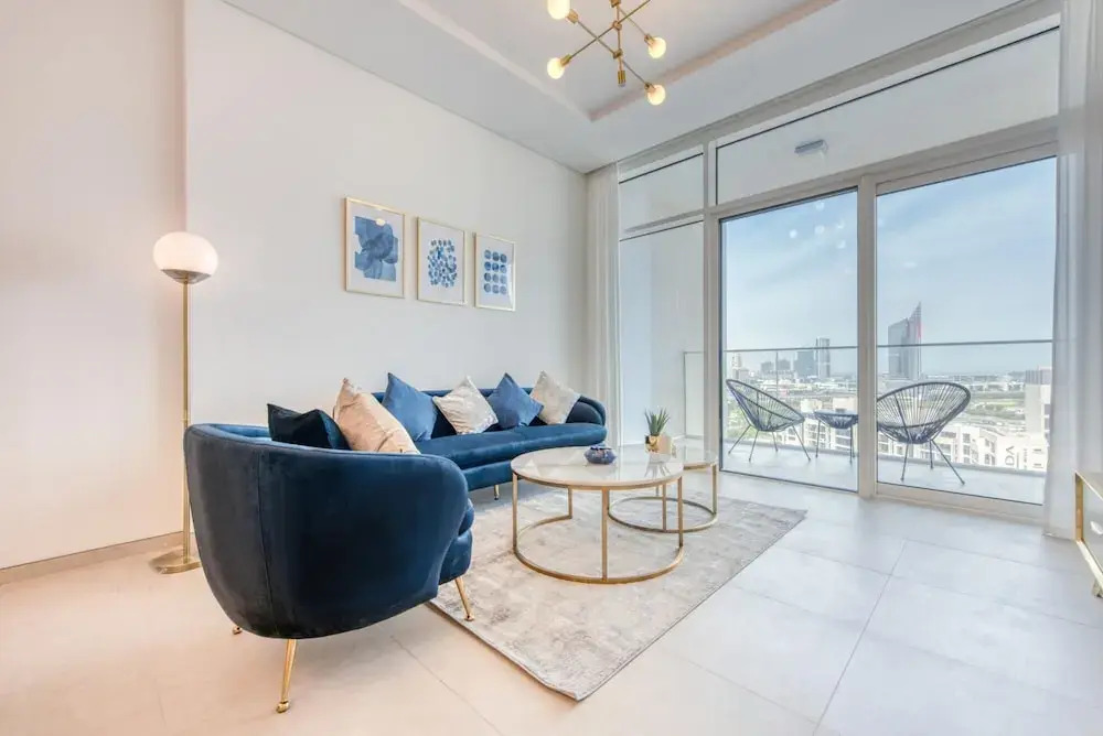 Urban 1BR w Golf Course Views