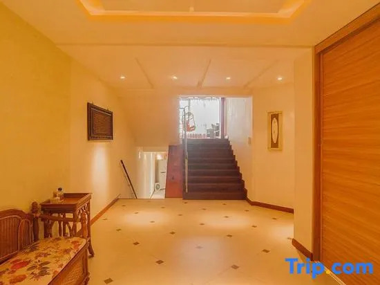 Yushu Linhai Seaside Villa