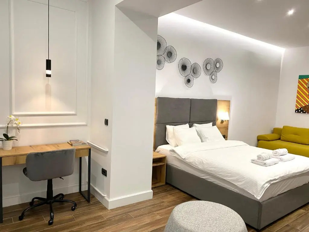 MONI Downtown Luxury Apartments