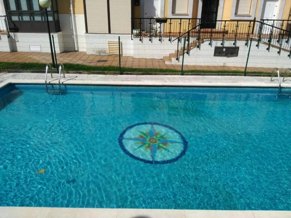 Apartamento Con Piscina