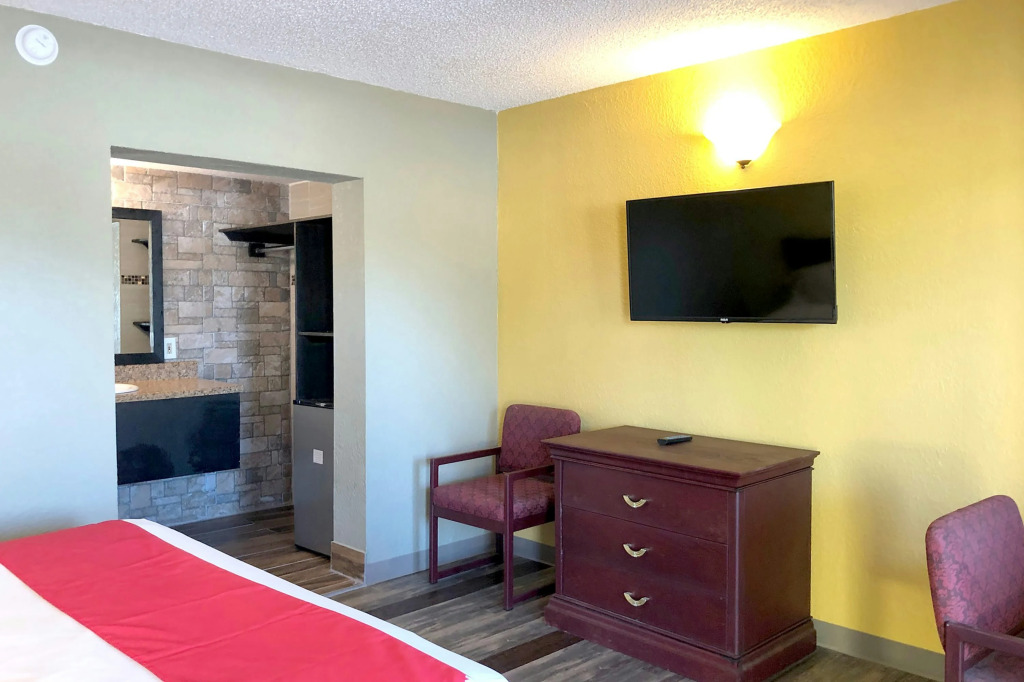 OYO Superior Budget Inn Bartow