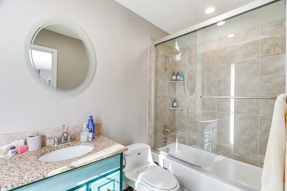 Pet-friendly Scottsdale Home w/ Screened Porch!