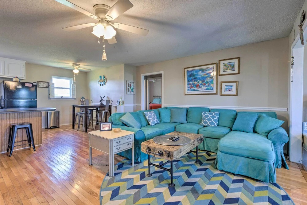 Lovely Dauphin Island Cottage w/ Deck & Gulf Views