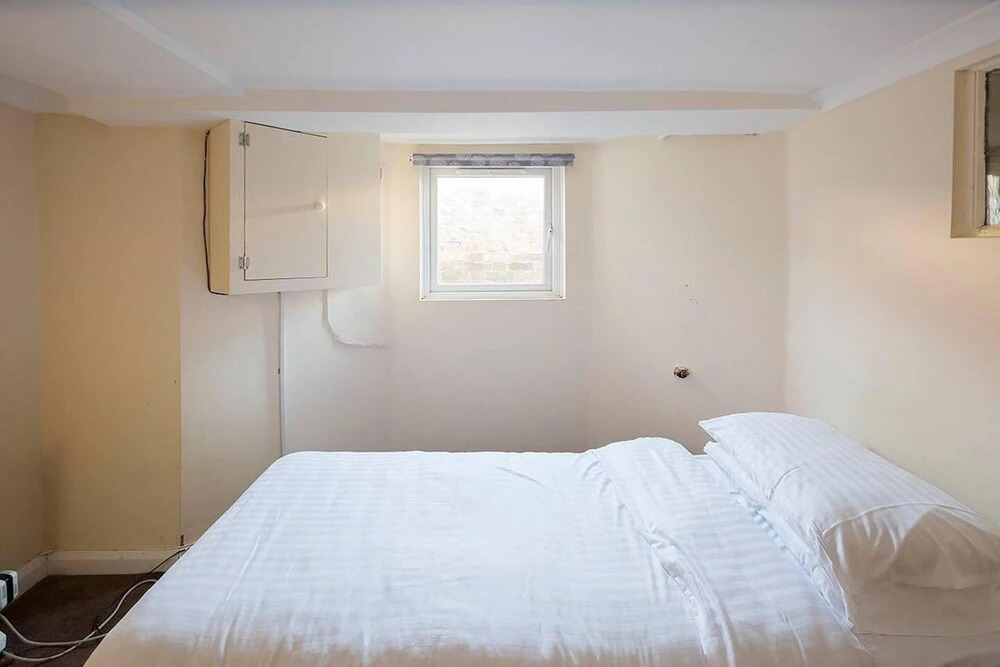 Welcoming 3BR Flat With Parking in Gillingham