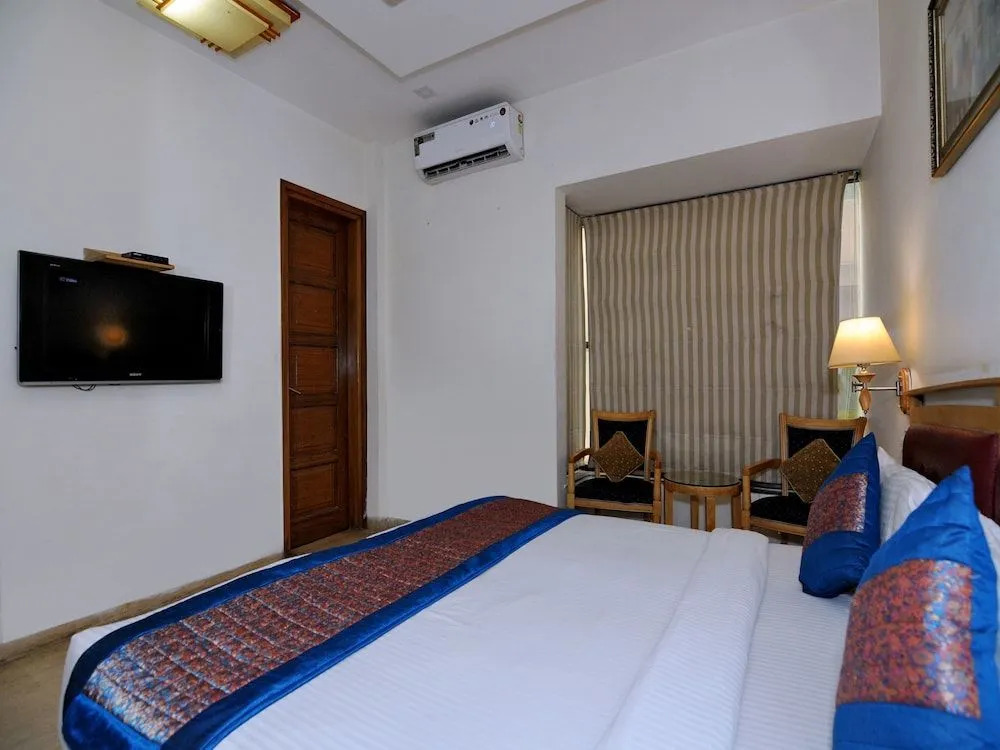 Sam Hotel