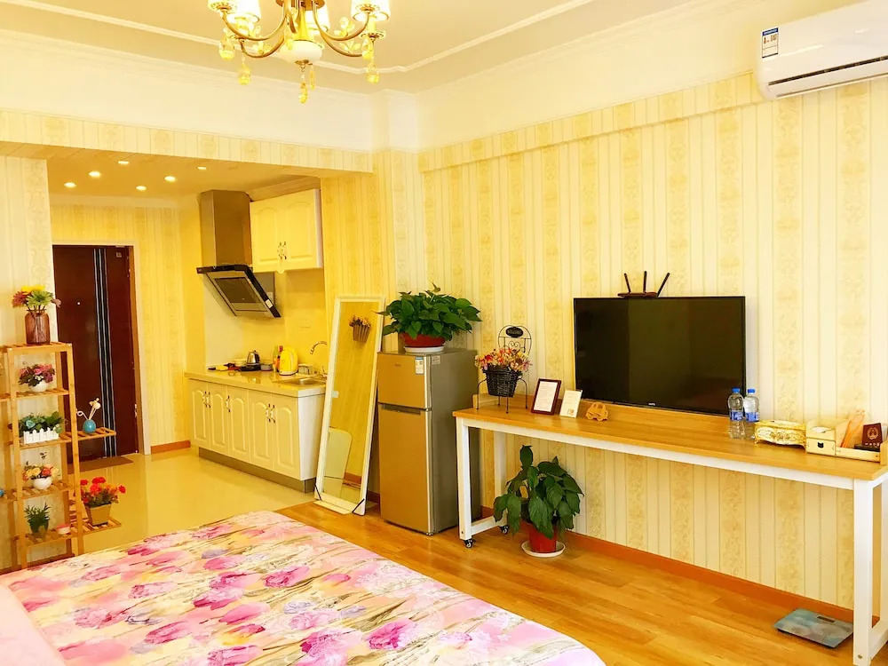 Line 2 apartment