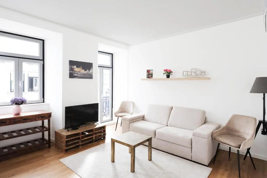 Lisboa Intendente 3Bedroom Apartment with Balcony