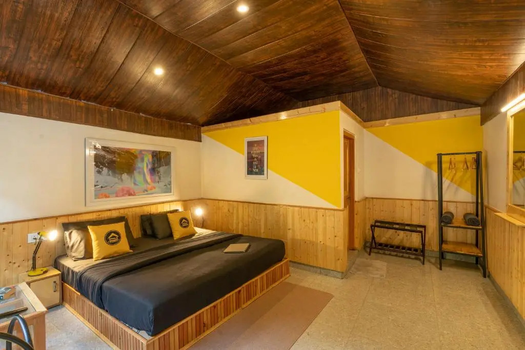 The Hosteller Kasol, Riverside