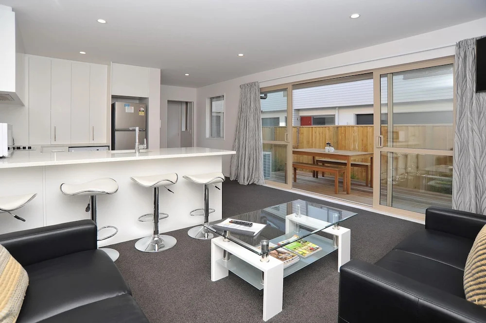 Madras St Apartment 2 - City