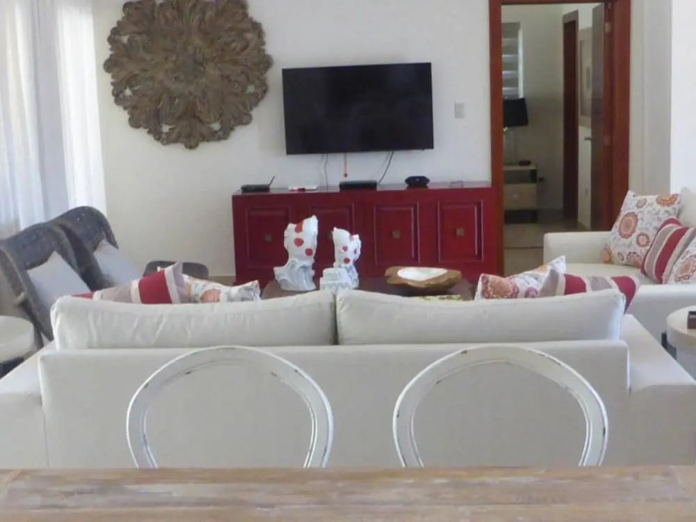Private two Story Villa With Guest House