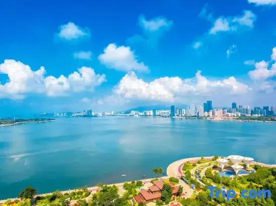 QingDaoHangyuexuan Seaview Apartment (Qingdao Golden Beach)