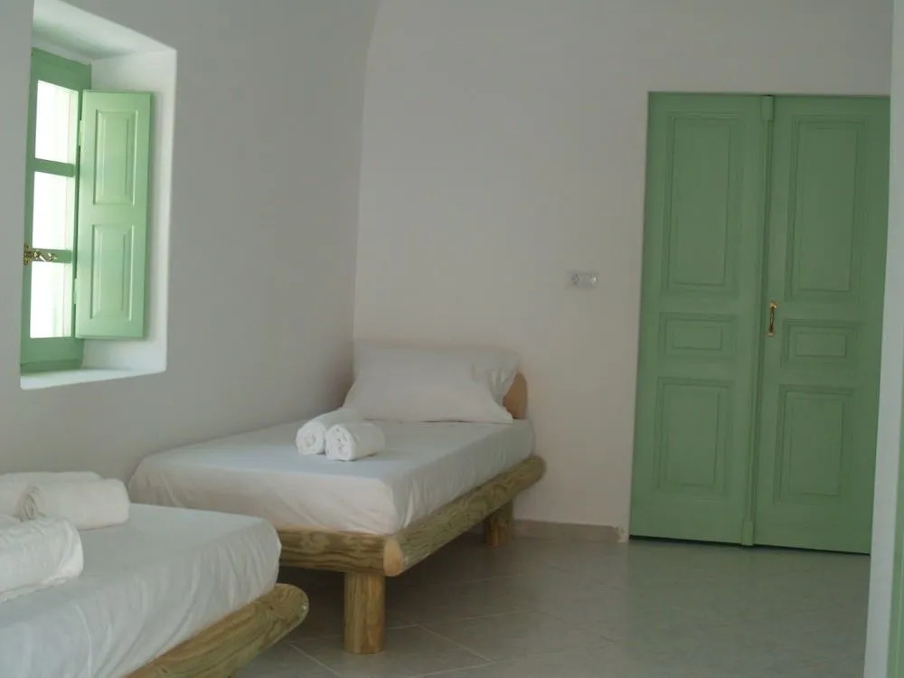 Mythos Traditional Stonehouse
