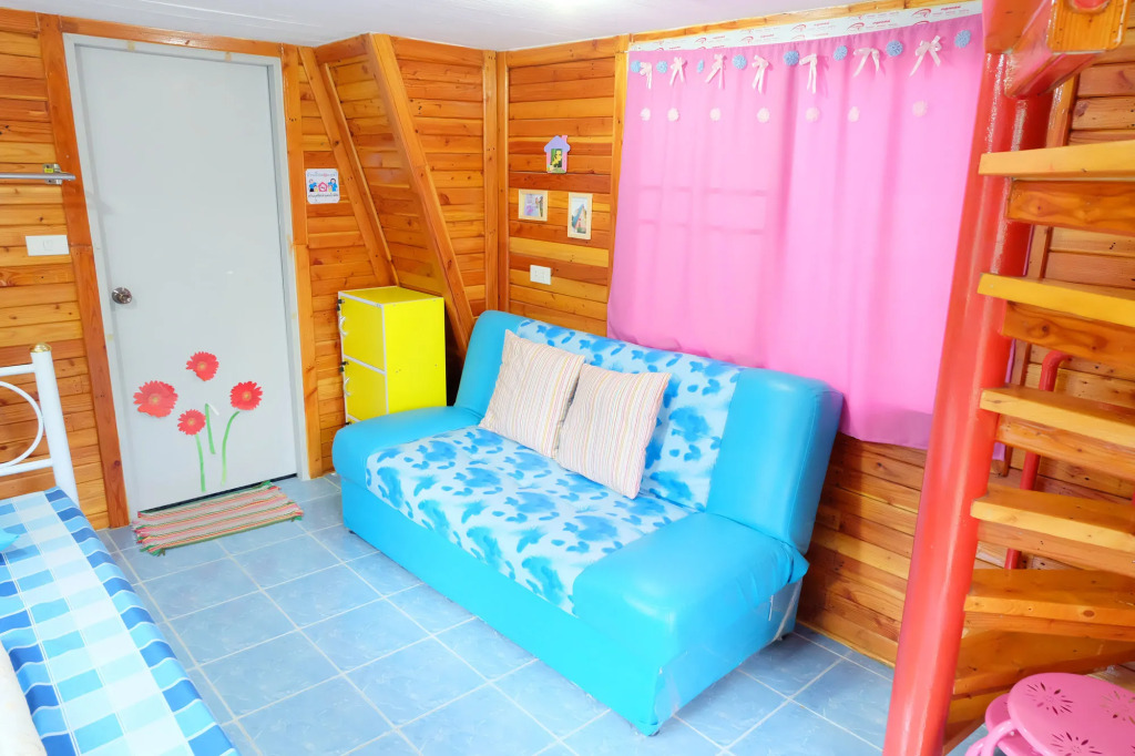 A Houses Homestay